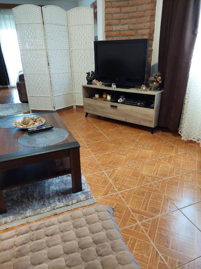 Apartmani Jovan Ulcinj Exterior foto