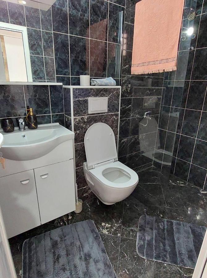 Apartmani Jovan Ulcinj Exterior foto