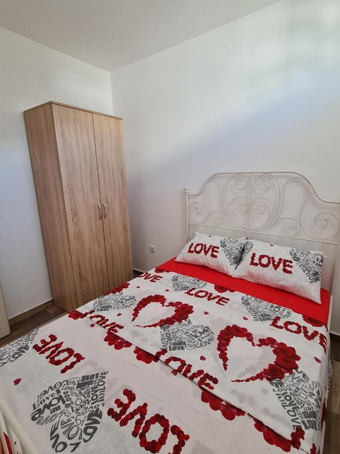 Apartmani Jovan Ulcinj Exterior foto